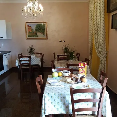 Oda ve Kahvaltı Number60 4*