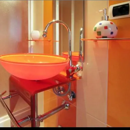 Bed and Breakfast Number60 Φιουμιτσίνο