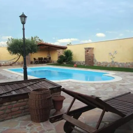 Number60 Bed and Breakfast Φιουμιτσίνο