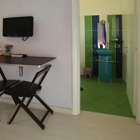 Number60 Bed & Breakfast Fiumicino